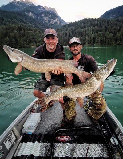 A pesca in barca nei laghi centro Italia